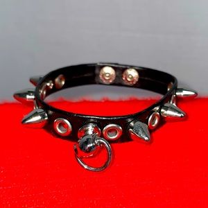 Unisex adjustable leather bracelet, silver spikes, rivets, D-ring, snap close